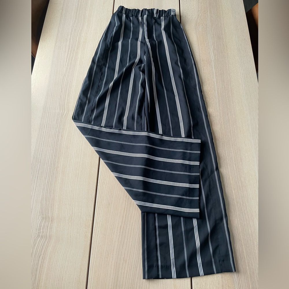 Bershka Wide Leg Striped Trousers small, ladies small striped dress pants
